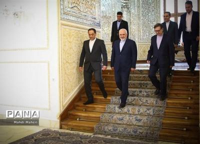 ظریف: ایرانی ها باید لغو تحریم ها را احساس نمایند
